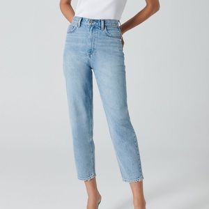 ❌SOLD❌Aritzia Denim Forum Gia High Rise Carrot